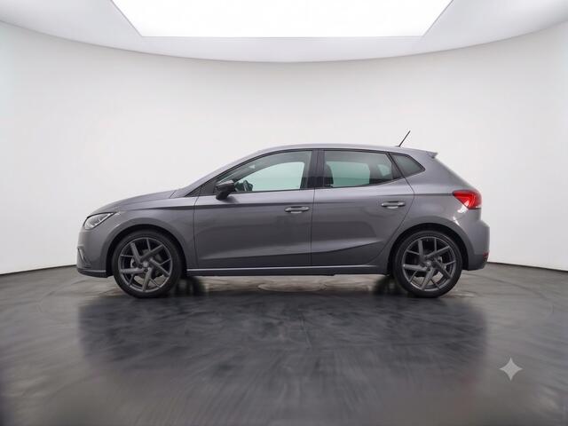 Seat IBIZA 1.0 EcoTSI FR Business Connect 95pk | Navigatie via App | Parkeercamera | Verlengde garantie | 18 inch Lichtmetalen velgen