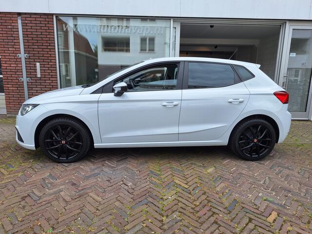 Seat IBIZA 1.0 TSI Style Business Intense /Camera/Navi/17inch/Apple/Android/Garantie