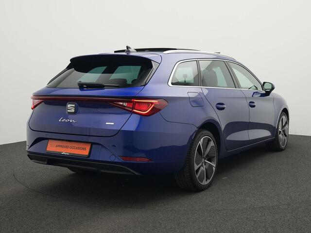 Seat LEON Sportstourer 1.4 TSI eHybrid 204 pk DSG PHEV Xcellence | Panoramadak | Geheugenstoel | Adaptief onderstel | Leder/alcantara | Achteruitrijcamera