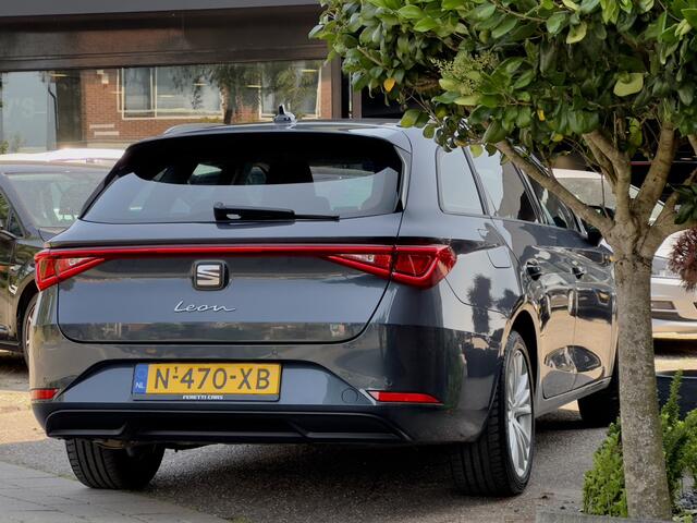 Seat LEON Sportstourer 1.5 TSI STYLE APPLE-CARPLAY PARK-ASSIST AIRCO LED LMV PDC