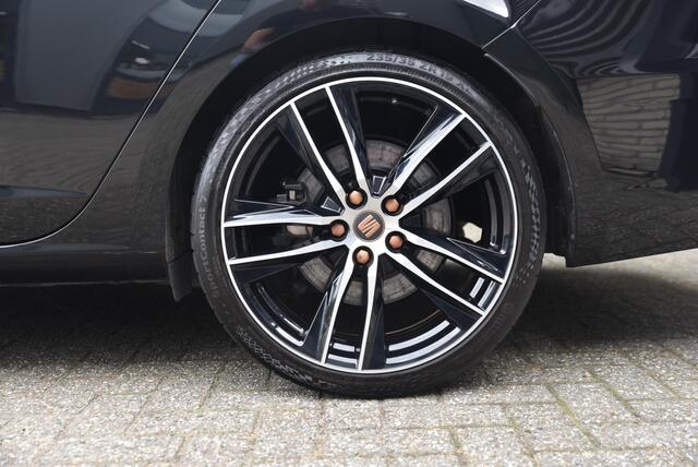 Seat LEON ST 2.0 TSI 4DRIVE CUPRA Ultimate Edition Schaalstoelen - Pano