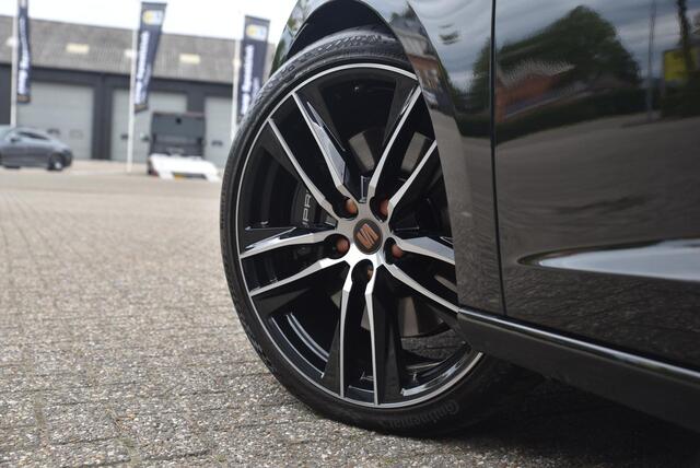 Seat LEON ST 2.0 TSI 4DRIVE CUPRA Ultimate Edition Schaalstoelen - Pano