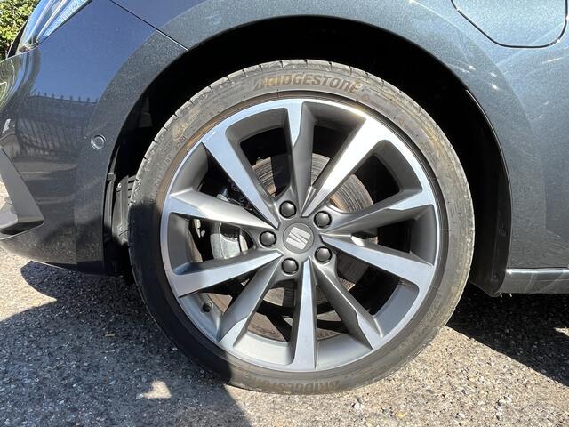 Seat LEON 1.4 TSI eHybrid PHEV FR // ADAPTIVE CRUISE // CAMERA // CLIMA // NAVI // APPLE CARPLAY - ANDROID AUTO //