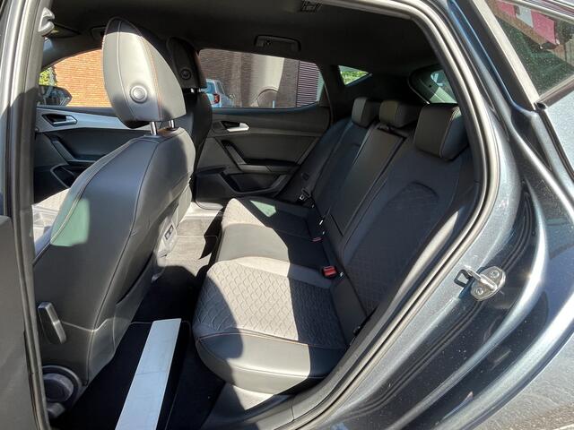 Seat LEON 1.4 TSI eHybrid PHEV FR // ADAPTIVE CRUISE // CAMERA // CLIMA // NAVI // APPLE CARPLAY - ANDROID AUTO //