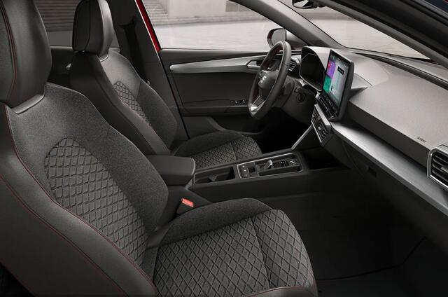Seat LEON Sportstourer 1.5 TSI e-Hybrid FR Business Safe & Driving Pack / 18' Performance Aero velgen