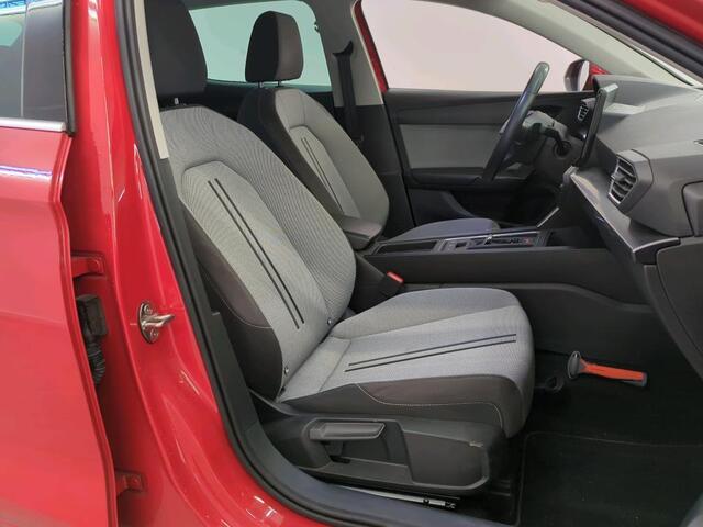 Seat LEON 1.0 eTSI Style Launch Edition Camera | Techno Pack | Carplay | Bots | Ad Cruise | Full Led | Navi | PDC | BTW | NL-Auto | Volledig Onderh.