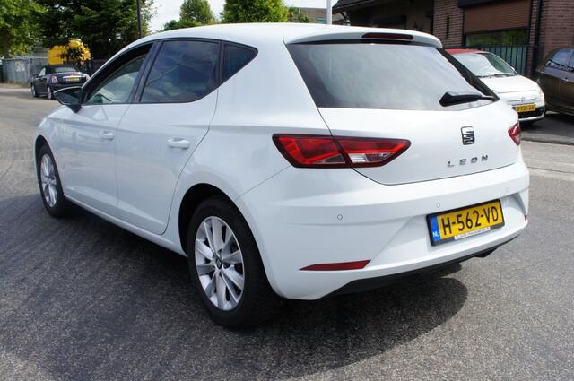 Seat LEON 1.0 TSI STYLE ULT.ED 1eEIG NAVI/CAM/CRUISE/KEYLESSENTRY/PDC PERFECTE STAAT