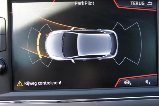Seat LEON 1.0 TSI STYLE ULT.ED 1eEIG NAVI/CAM/CRUISE/KEYLESSENTRY/PDC PERFECTE STAAT