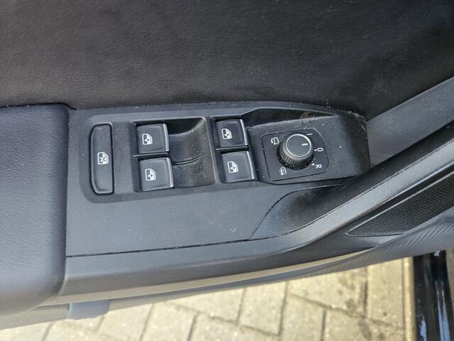Seat LEON Sportstourer 1.5 eTSI FR