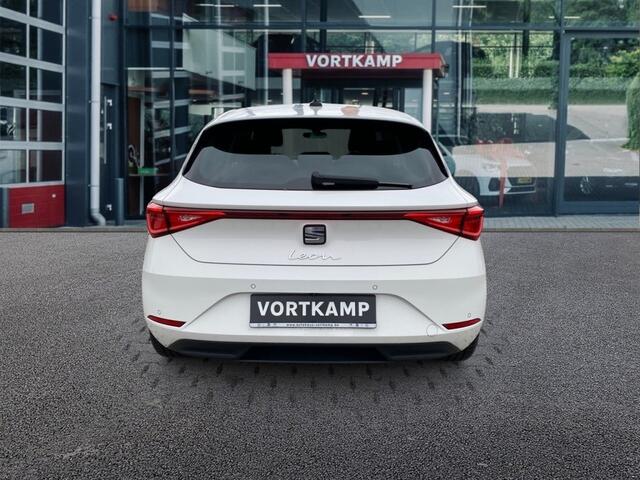 Seat LEON 1.0 TSI STYLE TREKHAAK/CAMERA/ACC/STOEL-STUURVERW