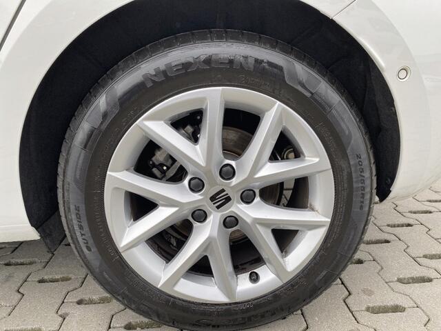 Seat LEON 1.0 TSI STYLE TREKHAAK/CAMERA/ACC/STOEL-STUURVERW