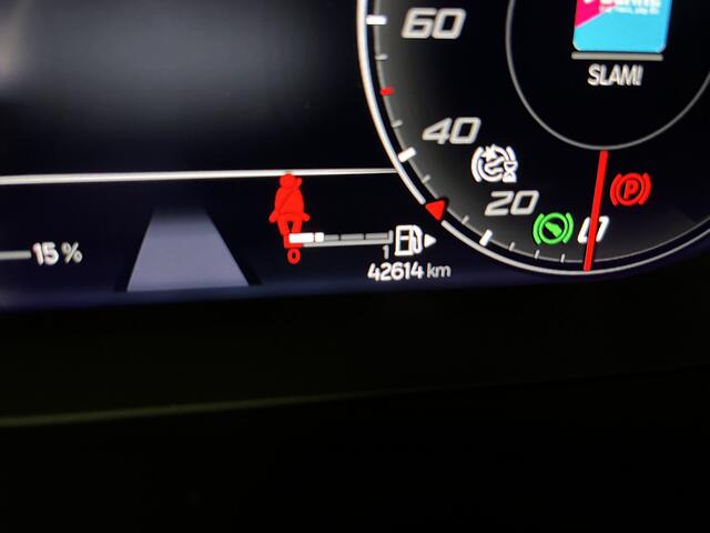 Seat LEON 1.4 TSI eHybrid PHEV FR Business Intense / AUTOMAAT/ PANO/ CAMERA/ PARK. SENSOREN/ DODE HOEK/ KEYLESS/ DCC/ LED/ STUURVERWARM./ FULL LINK/ ADAPT. CRUISE/ VIRTUAL COCKPIT/ NAVI/ CLIMA/ DAB/ 18" LMV
