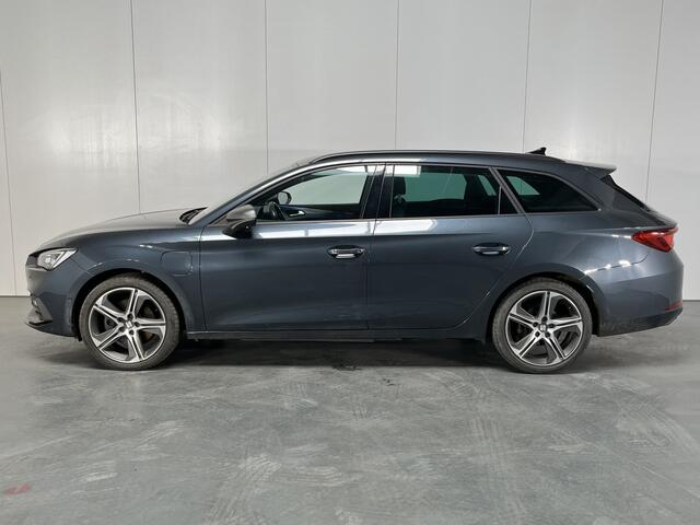 Seat LEON Sportstourer 1.4 TSI eHybrid PHEV FR Business Intense / AUTOMAAT/ CAMERA/ PARK. SENSOREN/ MEMORY SEATS/ DODE HOEK/ KEYLESS/ LED/ STOEL-STUURVERWARM./ ADAPT. CRUISE/ FULL-LINK/ NAVI/ CLIMA/ DAB/ 18" LMV