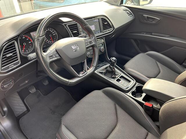 Seat LEON 1.5 TSI FR | LED | Pano | Sfeer | Stoel verwarming | Climate |