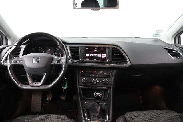 Seat LEON ST 1.4 TSI 150pk ACT FR Dynamic Navigatie | Carplay/Android Auto | Trekhaak |