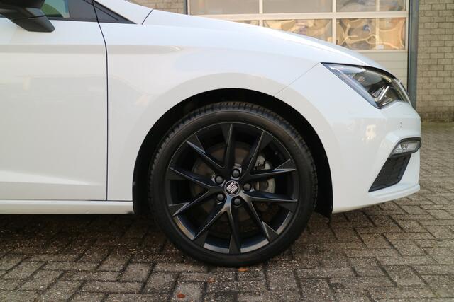 Seat LEON 1.5 TSI FR | Camera | Navi | Carplay | Weinig KM! |
