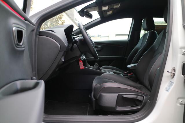 Seat LEON 1.5 TSI FR | Camera | Navi | Carplay | Weinig KM! |