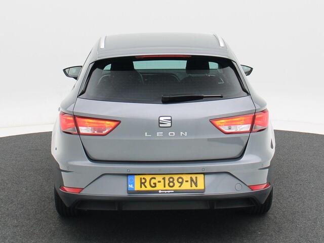 Seat LEON ST 1.0 EcoTSi 115 Pk Style Business Intense | LED | Cruise Control | Climate Control | Sensoren Voor & Achter | Privacy Glass | Navigatiesysteem | 16 Inch
