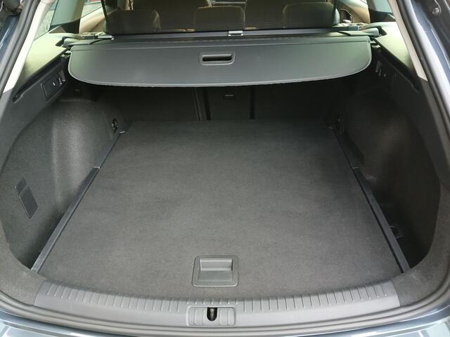 Seat LEON Sportstourer 1.5 TSI FR Business Intense