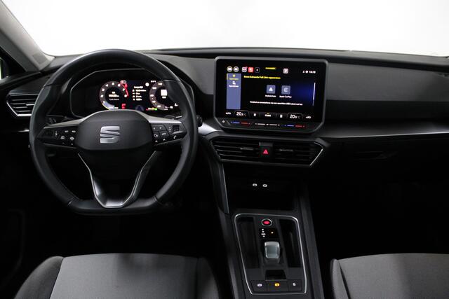 Seat LEON 1.5 eTSI Style Business Intense DSG / Automaat / 5 jaar garantie / Apple carplay / Android auto /