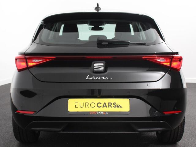 Seat LEON 1.0 eTSI 110pk DSG Style Navigatie Apple Carplay/ Android Auto Camera Parkeersensoren Stoel- en stuurverwarming Cruise Control Virtual Cockpit Climate Control