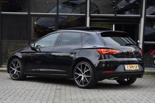 Seat LEON 2.0 TSI CUPRA Pano BBD Camera Carplay