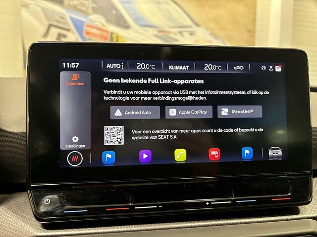 Seat LEON Sportstourer 1.0 TSI 110pk Style Business Intense · Apple/Android Car Play · Camera · Navigatie · P-Sensoren · Park Assist · 16'' Inch · Garantie t/m 10-10-2027 of 100.000km