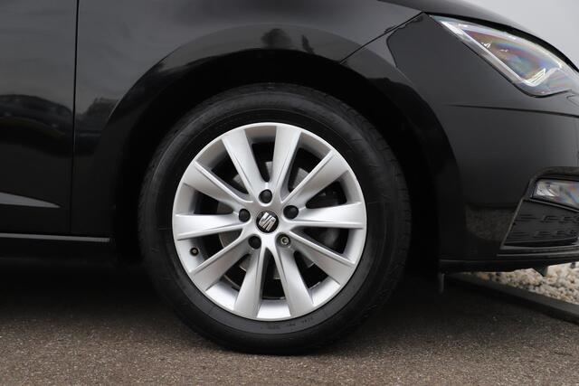 Seat LEON ST 1.0 TSI Style Ultimate Edition Virtual Cockpit Full LED Beats Audio Navigatie Achteruitrijcamera Carplay Android Clima Stoelverwarming Cruise Control Lane Assist