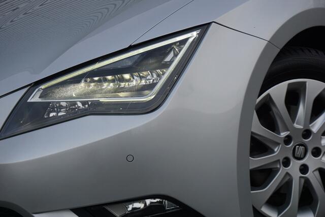 Seat LEON ST 1.0 EcoTSI Style Connect Climate / Navi / Cruise / Camera / Parkeersens. / Trekhaak / NAP