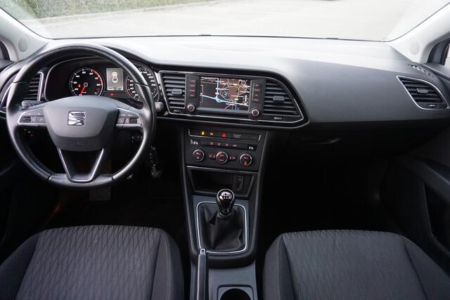 Seat LEON ST 1.0 EcoTSI Style Connect Climate / Navi / Cruise / Camera / Parkeersens. / Trekhaak / NAP