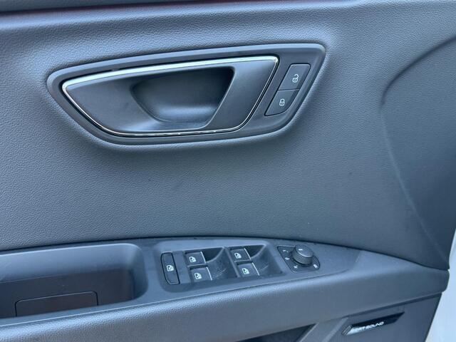 Seat LEON ST 1.8 TSI 180PK FR Dynamic Pano Full Link Alcantara