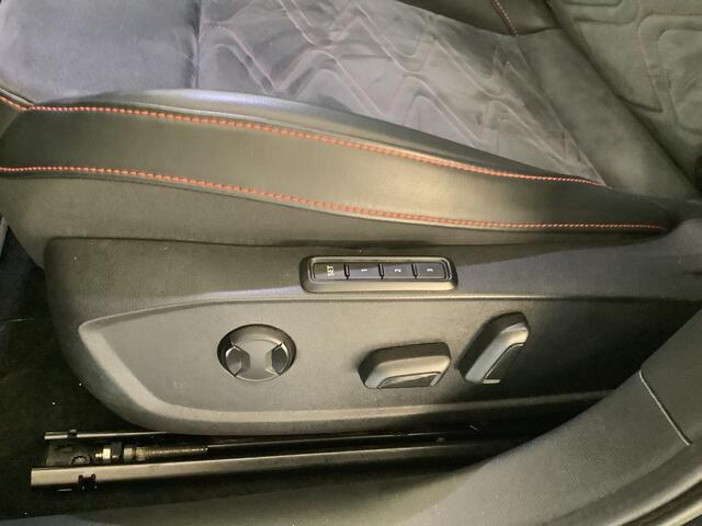 Seat LEON Sportstourer 1.4 TSI eHybrid PHEV FR Panodak, camera