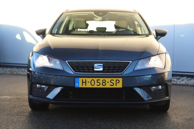 Seat LEON ST 1.0 TSI Style Ultimate Edition Trekhaak Navigatie Achteruitrijcamera Carplay Android 16 inch LMV Lane Assist Climate Cruise Control