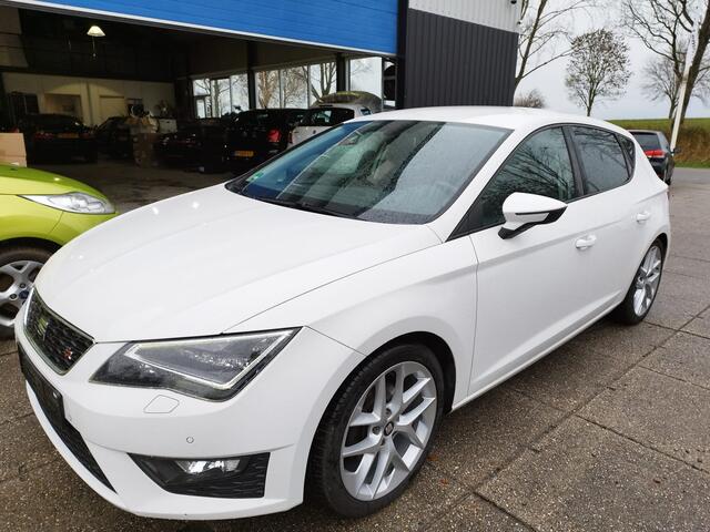 Seat LEON 1.4 TSI ACT FR ** 149.589 KM ** NAVI ** 18 inch ** Leder ** Winterpakket