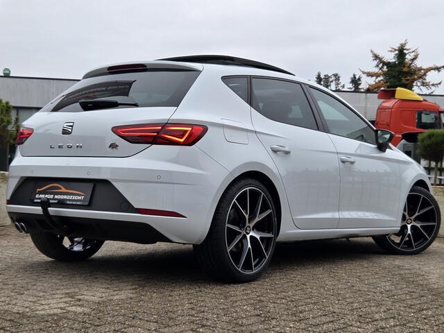 Seat LEON 1.4 TSI FR Business PANORAMADAK|VIRTUEL COCKPIT|NAVIGATIE|APPLE CARPLAY|FULL LED KOPLAMPEN|CRUISE CONTROL|HALF/LEDER|ECC/AIRCO|PDC VOOR & ACHTER|19 INCH CUPRA VELGEN Maandag tot Vrijdag geopend van 09.00 tot 20.00 uur geopend en Zaterdag van 09.00 tot 18.