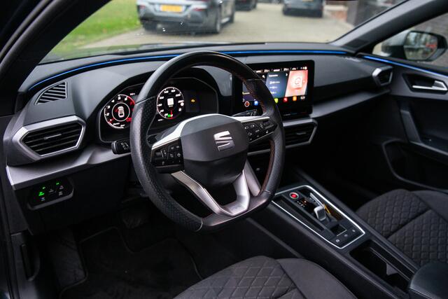 Seat LEON Sportstourer 1.5 eTSI FR Launch Edition , Adap. cruise, Trekhaak, Sfeerverlichting,