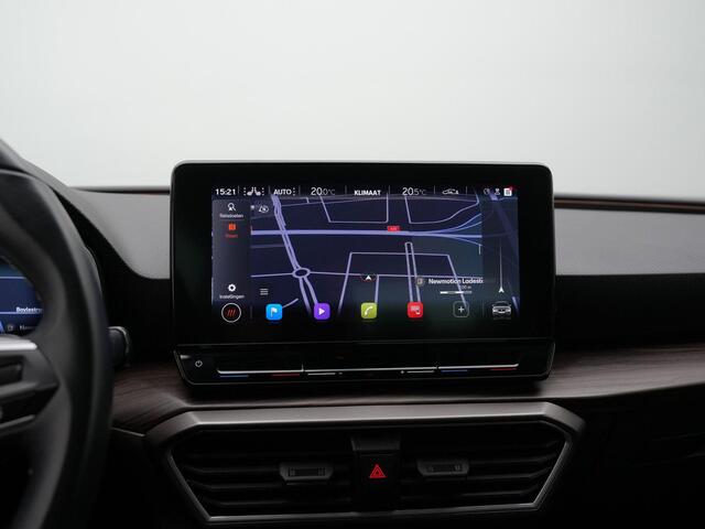 Seat LEON 1.4 TSI eHybrid 204 pk DSG PHEV Xcellence | Stuur-/stoelverwarming | Navigatie | Parkeersensoren voor/achter