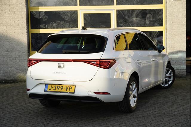 Seat LEON Sportstourer 1.5 TSI 131PK! Style Launch Edition BJ2020 Lmv 16" | Led V+A | Pdc | Navi | App-Connect | Virtual cockpit | Climate control | Cruise control | Extra getint glas