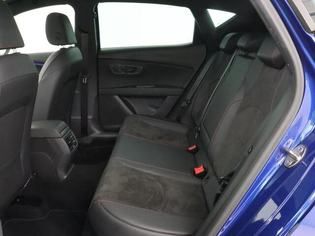 Seat LEON 1.5 TSI FR Ultimate Edition | Panoramadak | Stoelverwarming | Beats Audio | Camera | Carplay | Leder/Alcantara | Keyless | Virtual Cockpit | Full LED | Navigatie