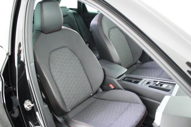 Seat LEON Sportstourer 1.5 eTSI 150pk DSG FR Launch Edition Trekhaak Camera Keyless Adaptive Chassis Stoelverwarming Virtual Cockpit Navigatie