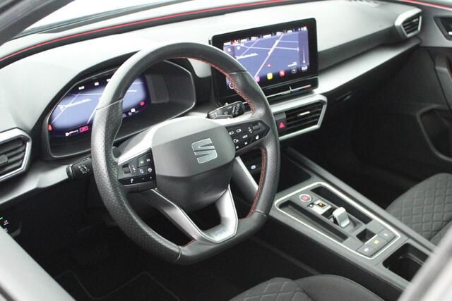 Seat LEON Sportstourer 1.5 eTSI 150pk DSG FR Launch Edition Trekhaak Camera Keyless Adaptive Chassis Stoelverwarming Virtual Cockpit Navigatie