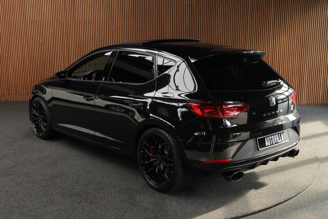 Seat LEON 2.0 TSI CUPRA 300 Panodak Navi Climate Leer Camera Carplay PDC Zwarte binnenhemel LED LM velgen