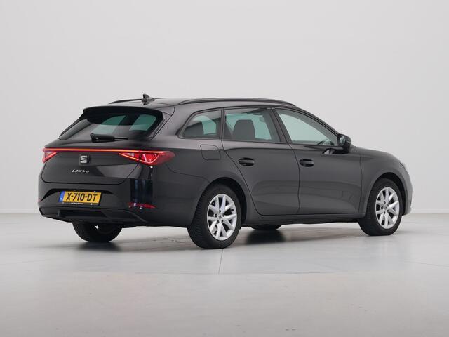 Seat LEON Sportstourer 1.0 eTSI 110pk DSG Style Business Intense Navigatie Camera Acc Carplay Lm Velgen 335