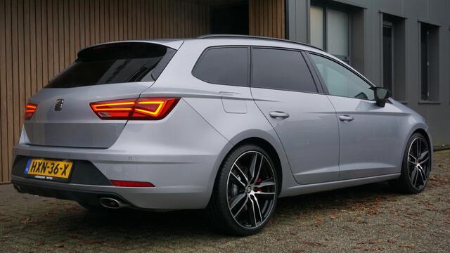 Seat LEON ST 2.0 TSI 300pk 4DRIVE CUPRA Pano.Dak *Sfeerverlichting* Virtual Cockpit Keyless Schaalstoelen *Zeer Nette Cupra*