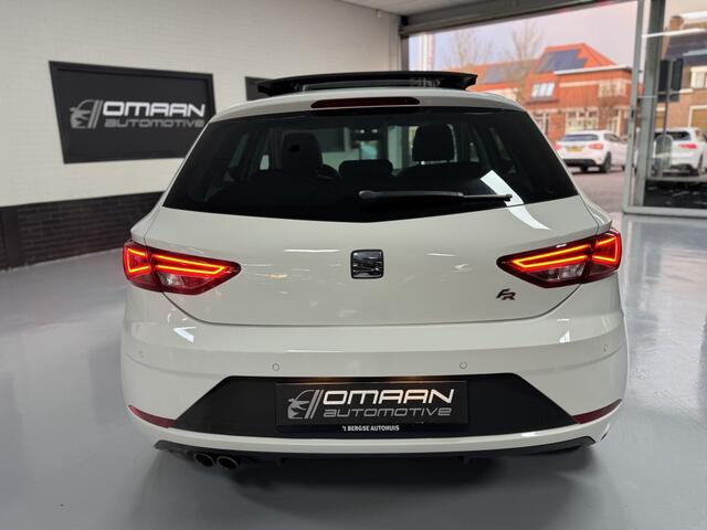 Seat LEON 1.4 TSI FR PANO CRUISE SFEER CARPLAY