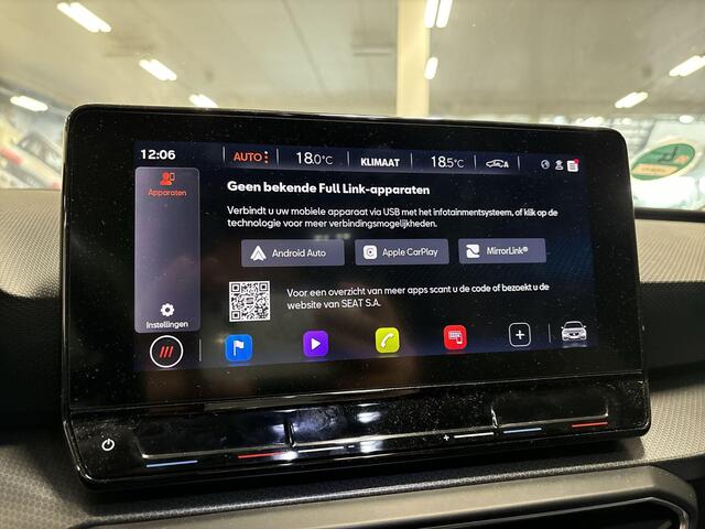 Seat LEON 1.0 TSI 110pk Style Launch Edition · Camera · Apple/Android Car Play · P-Sensoren · Navigatie · 17'' Inch ·