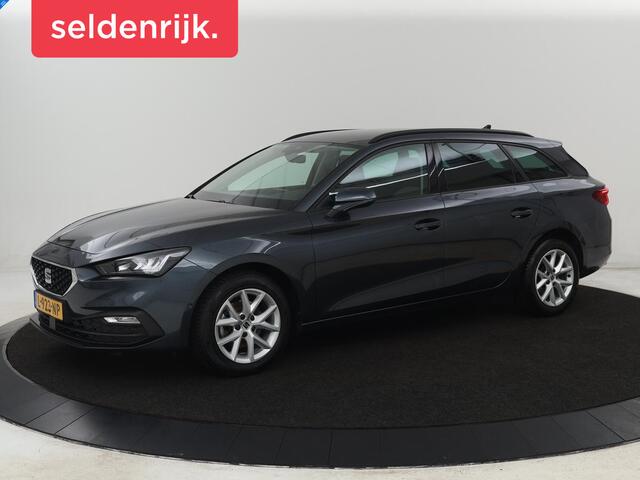 Seat LEON 1.0 TSI Style Intens | Stoelverwarming | Adaptive cruise | Camera | Carplay | Stuurverwarming | Navigatie | Keyless | Parkeerhulp | Climate control | Bluetooth | Full LED