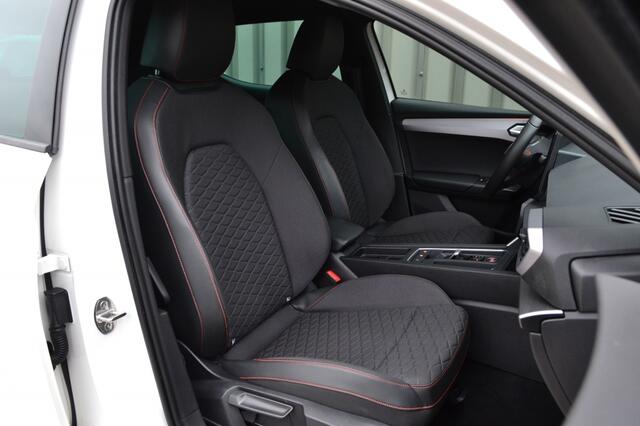 Seat LEON FR e-Hybrid Business LED/Camera/18''/Keyless