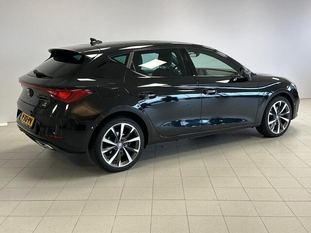 Seat LEON 1.4 TSI eHybrid PHEV FR Business Intense Panoramadak, LED, ACC, Stoel/Stuurverwarming,