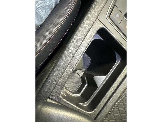 Seat LEON 1.4 TSI eHybrid PHEV FR Business Intense Panoramadak, LED, ACC, Stoel/Stuurverwarming,